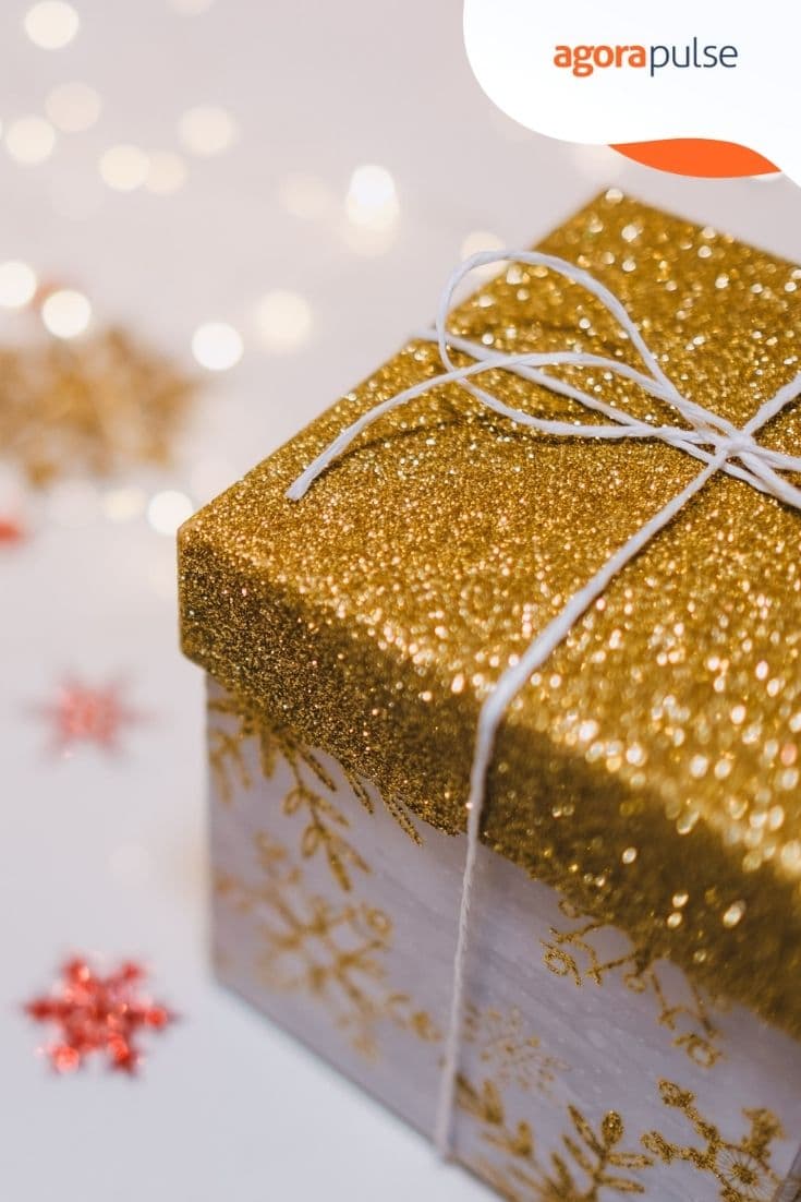 Social Media Tips for the Holiday Season: How to Prepare for It